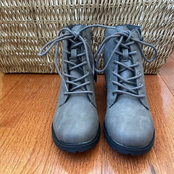 girl Mia Charcoal Zip-up Boots - Picture 4 of 7